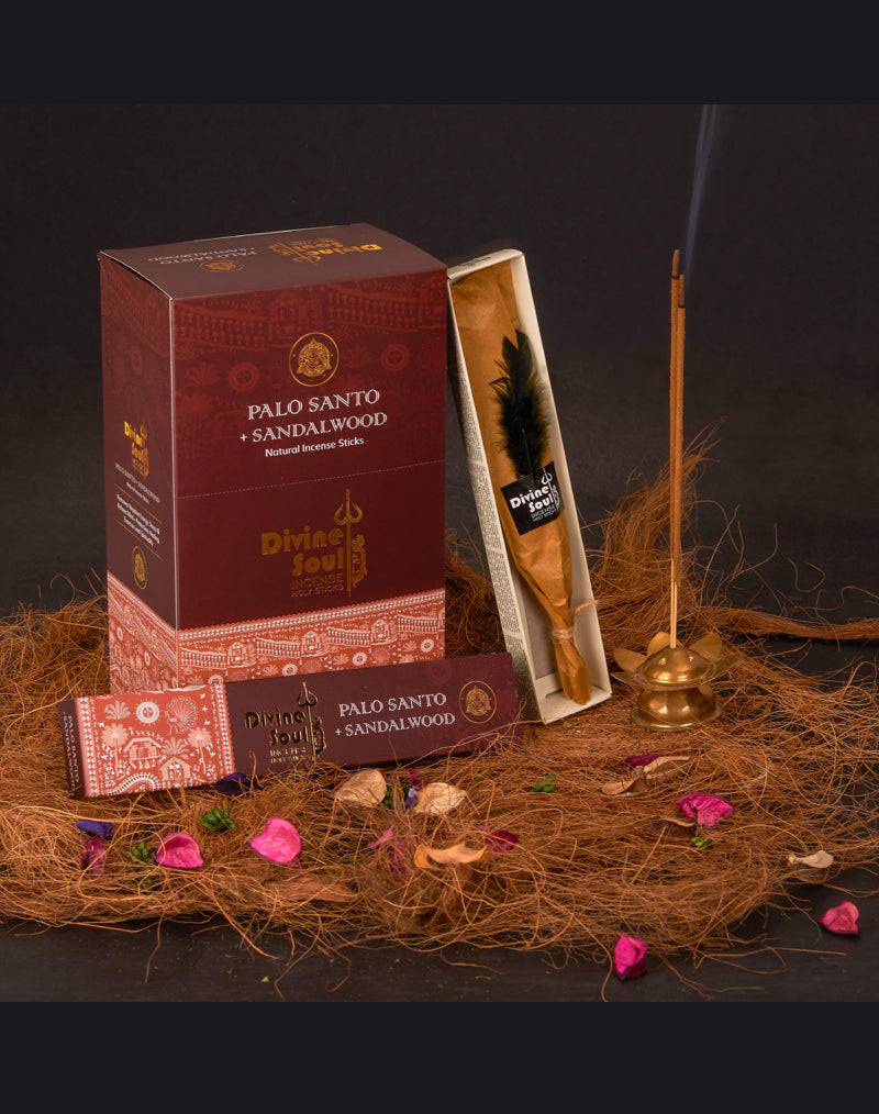 Divine Soul Palo Santo + Sandalwood - 12packs x 15gm Each